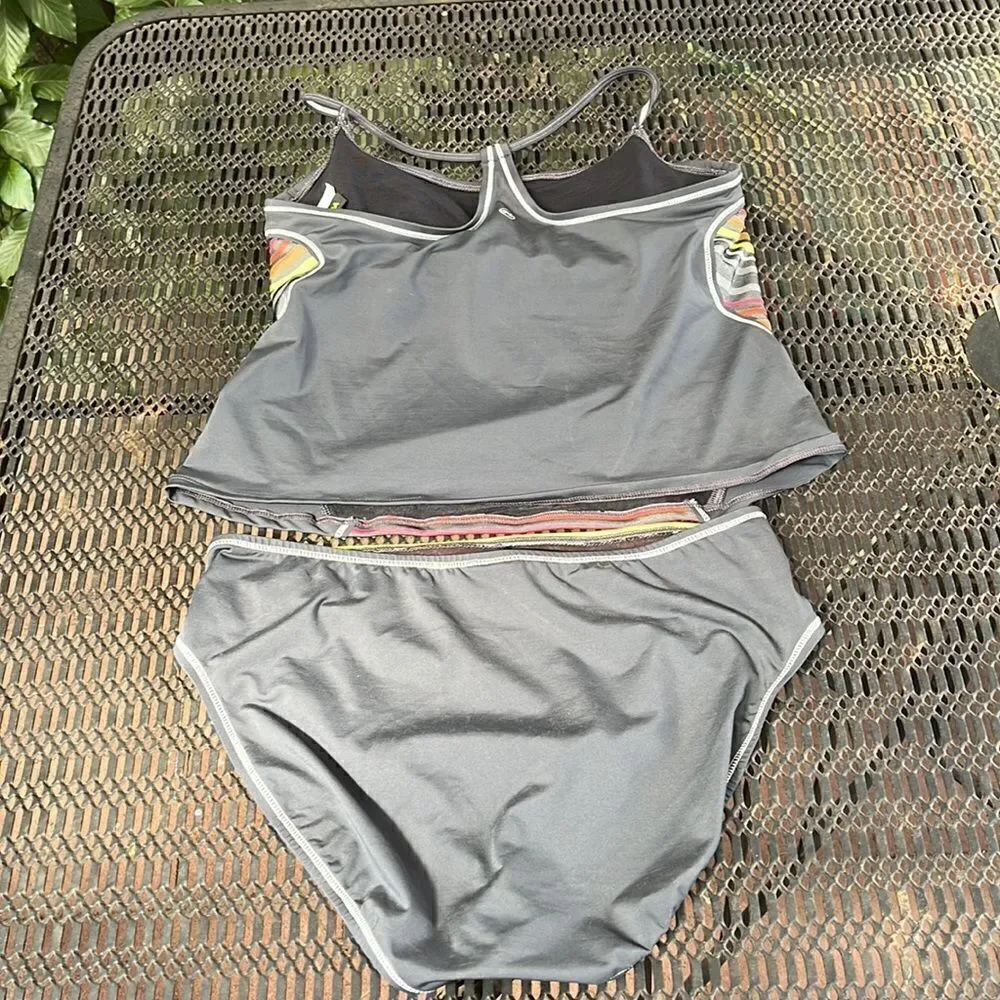 EXCELLENT CONDITION SIZE 12 NAUTICA  STRIPED BIKINI /TANKINI SET